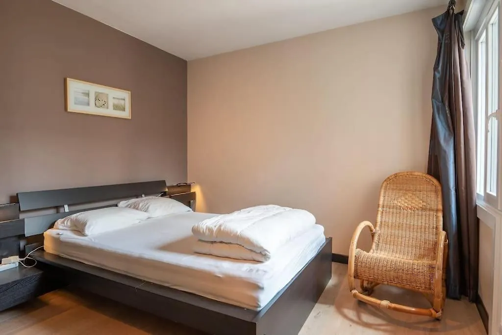 אוסטנדה Spacious Apartment For 7 People