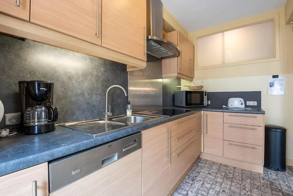 אוסטנדה Spacious Apartment For 7 People